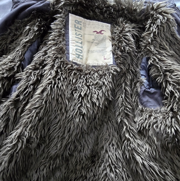 Mens L fur lined jacket - brand Hollister - size L - Picture 2 of 6